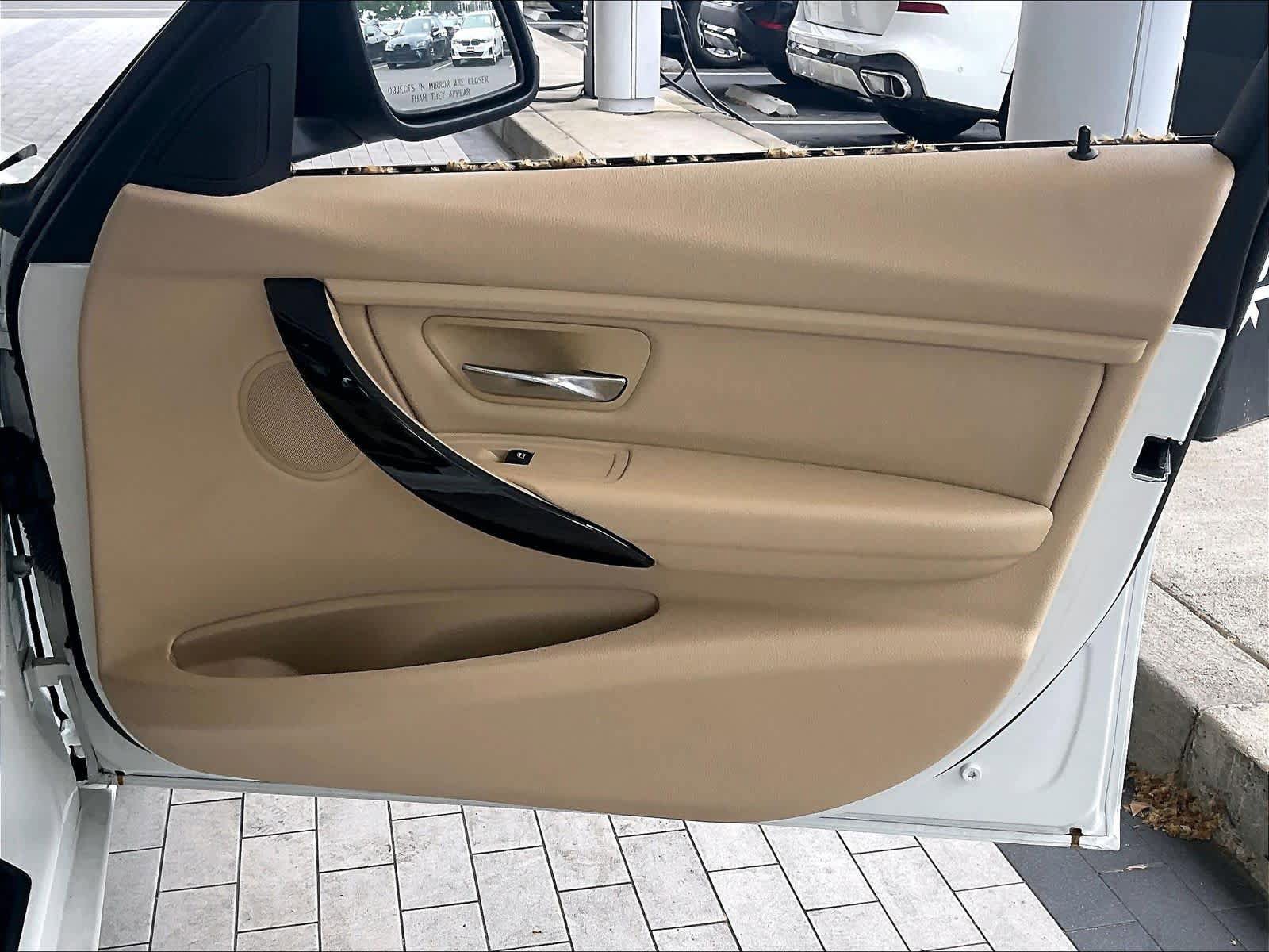 Used 2015 BMW 328i xDrive Sedan AWD/4WD image 25