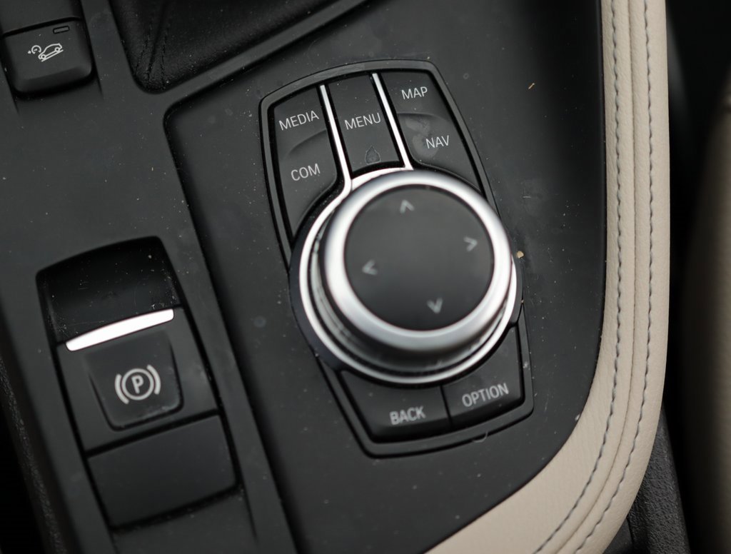 Used 2021 BMW X1 xDrive28i w/ Convenience Package image 16