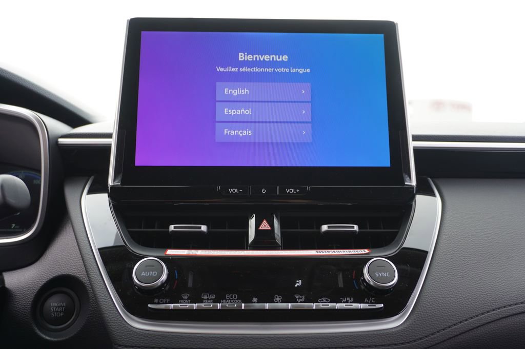 Used 2026 Toyota Corolla Cross XLE image 17