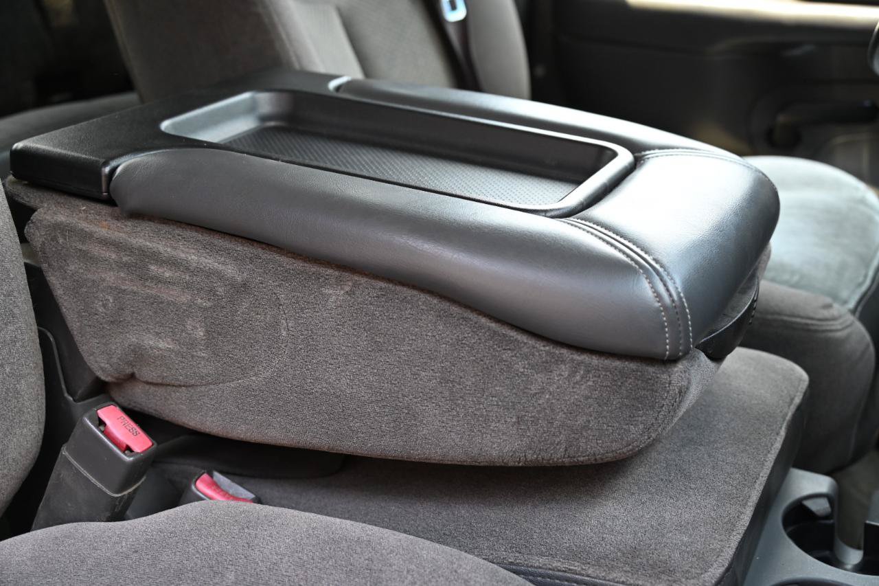 Used 2006 Chevrolet Silverado 2500 LT w/ Skid Plate Package AWD/4WD image 21