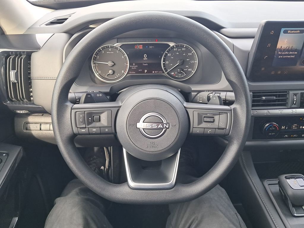 New 2026 Nissan Pathfinder S image 14