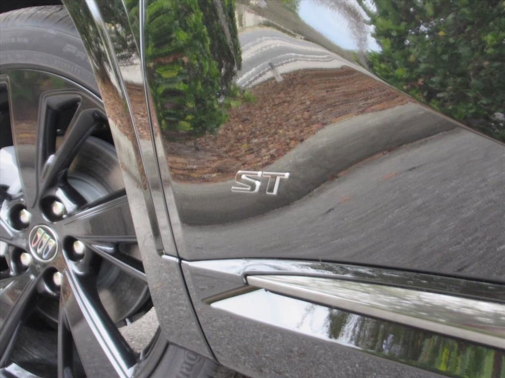 New 2026 Buick Envision Sport Touring image 8