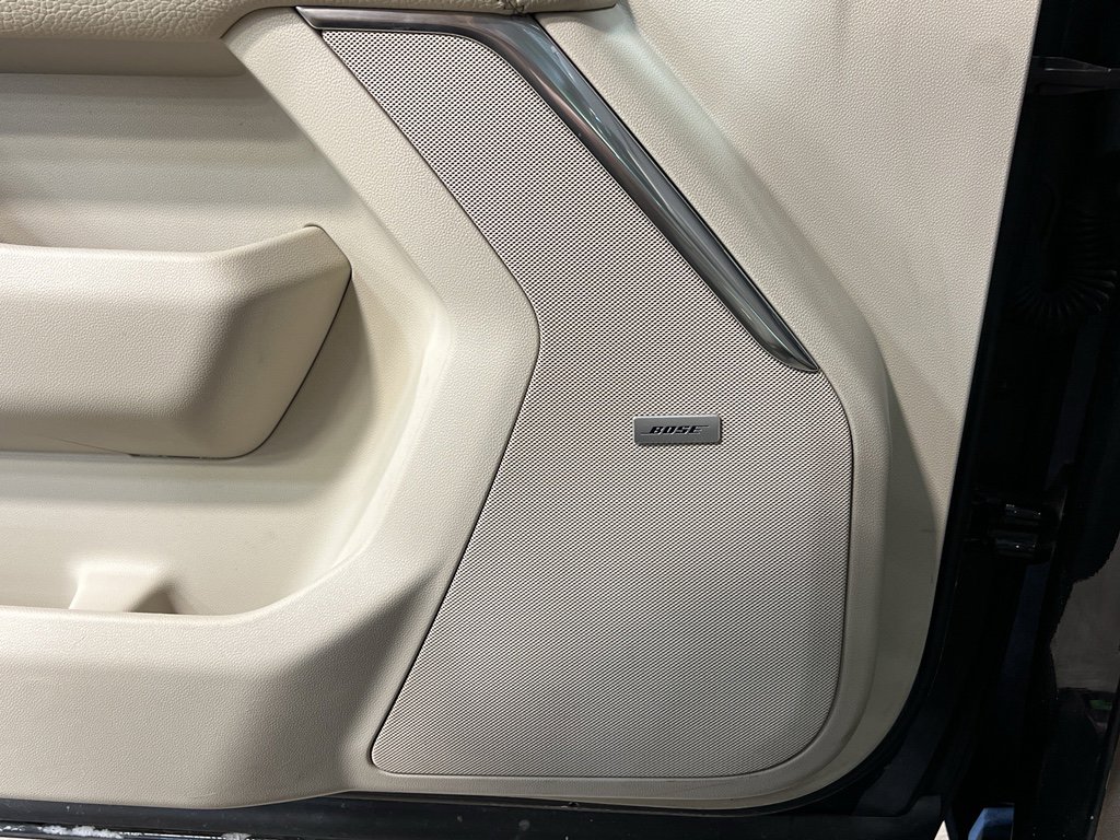 Used 2021 GMC Yukon XL Denali w/ Denali Premium Package image 14