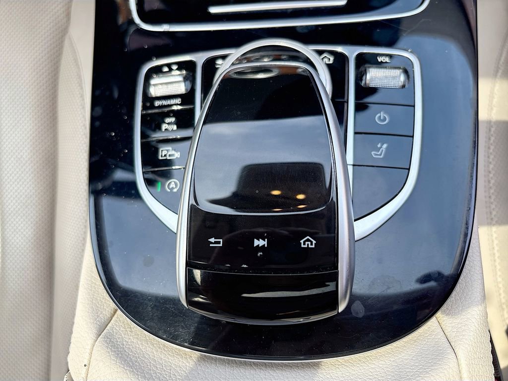 Used 2018 Mercedes-Benz E 400 4MATIC Wagon image 27
