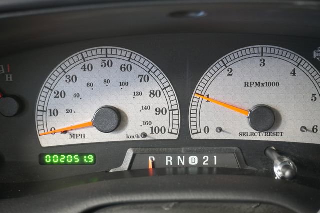 Used 2000 Ford F150 Harley-Davidson RWD image 14