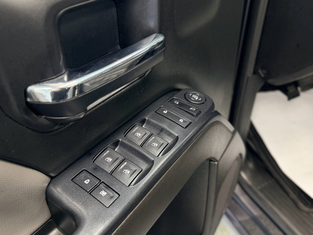 Used 2015 Chevrolet Silverado 2500 W/T w/ WT Convenience Package AWD/4WD image 15