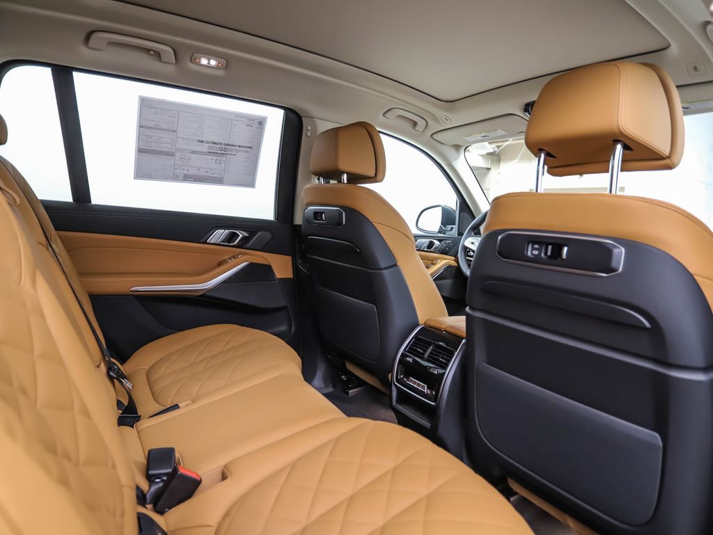 Used 2026 BMW X7 xDrive40i image 27