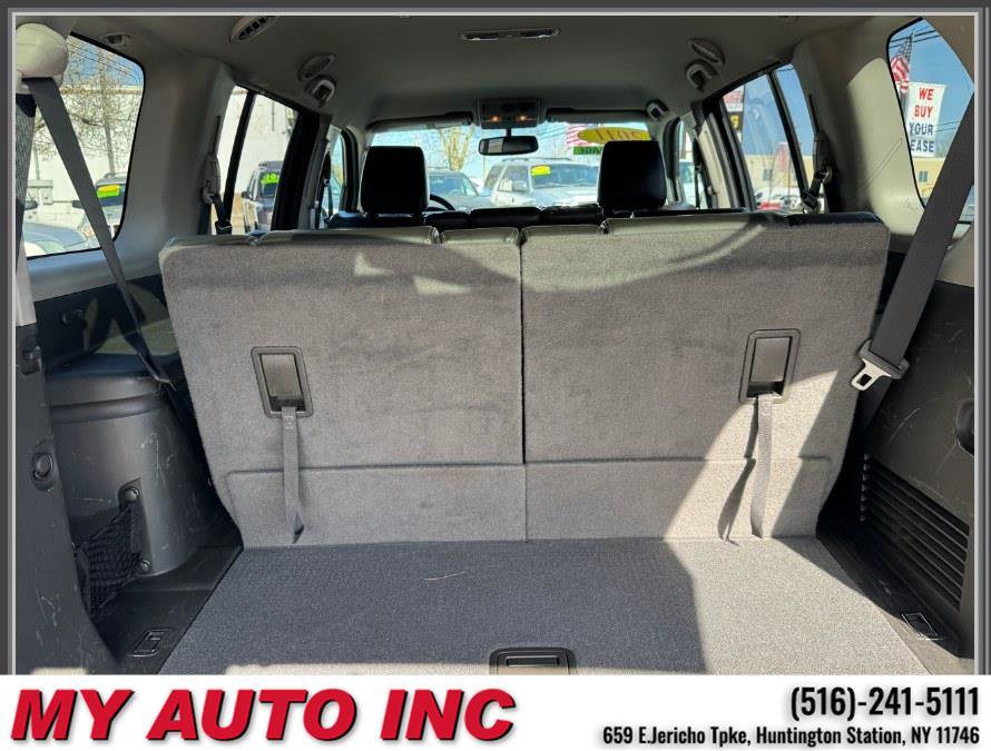 Used 2011 Nissan Pathfinder Silver w/ Protection Pkg AWD/4WD image 32