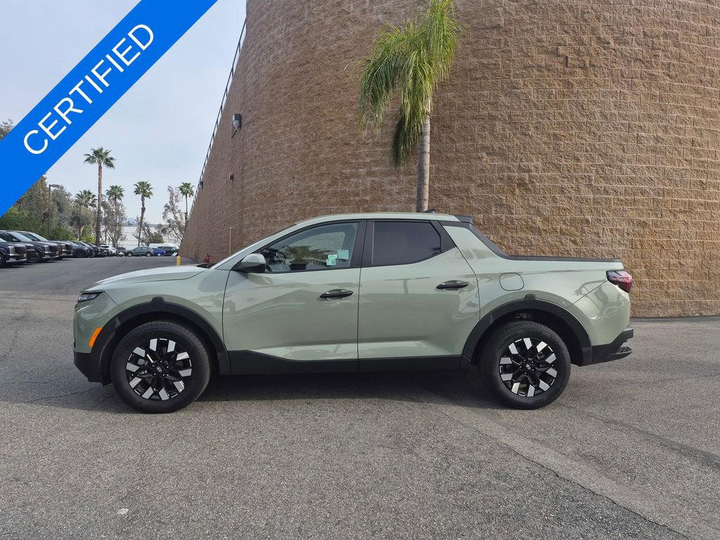 Used 2025 Hyundai Santa Cruz SE image 4