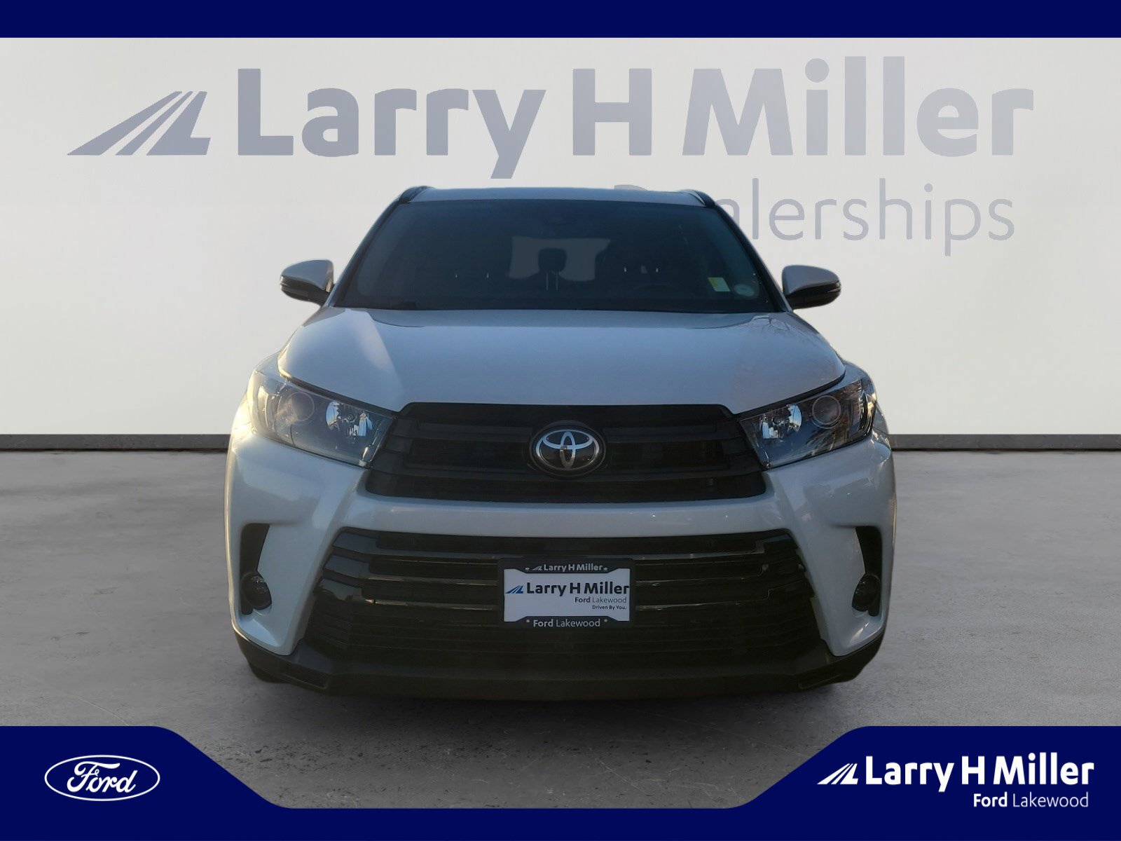 Used 2019 Toyota Highlander SE image 8