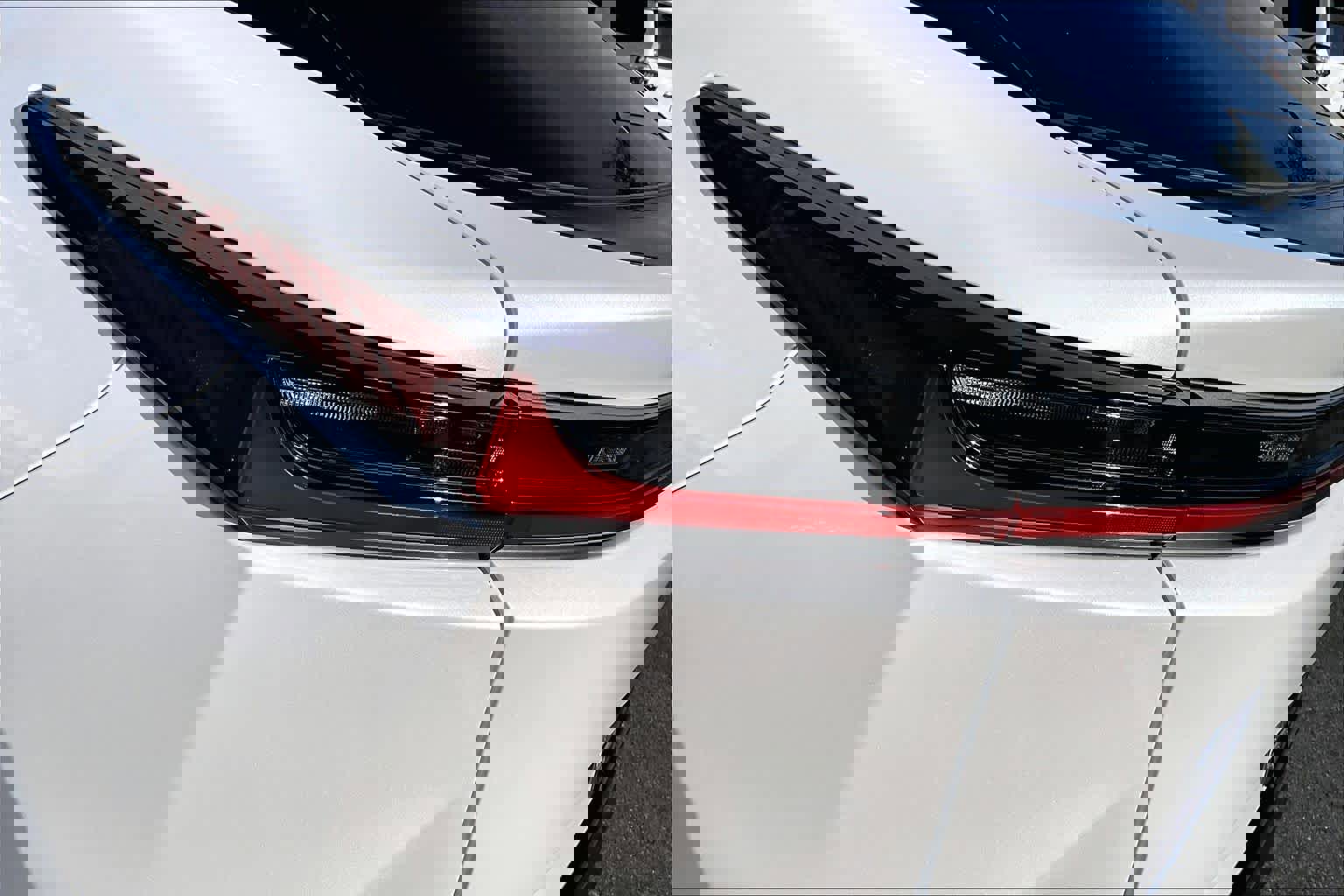 Used 2023 Lexus RZ 450e Premium image 27