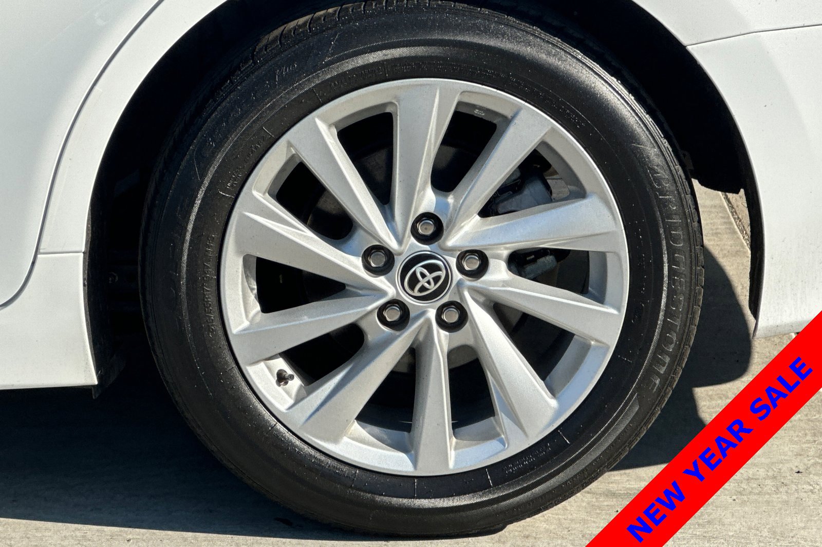 Used 2023 Toyota Camry LE image 24