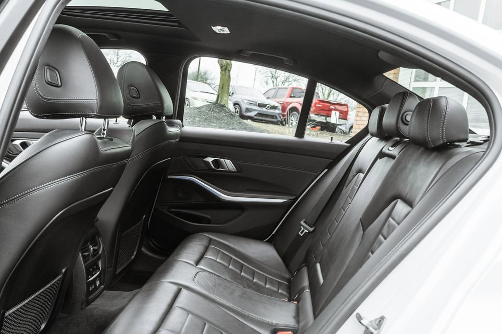 Used 2020 BMW M340i xDrive w/ Premium Package image 29