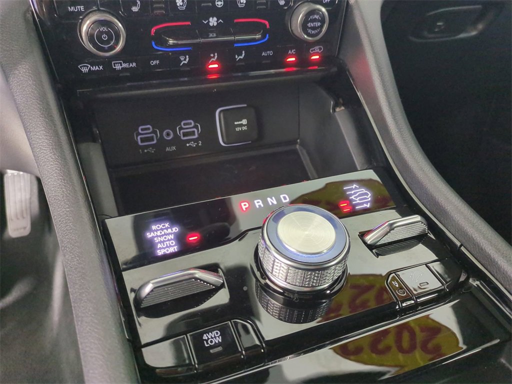 Used 2022 Jeep Grand Cherokee Overland w/ Advanced Protech Group III image 21