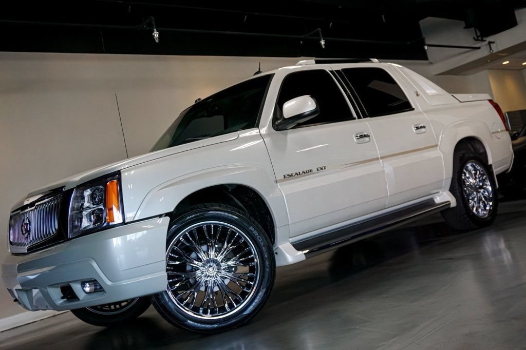 Used 2004 Cadillac Escalade EXT AWD/4WD image 84