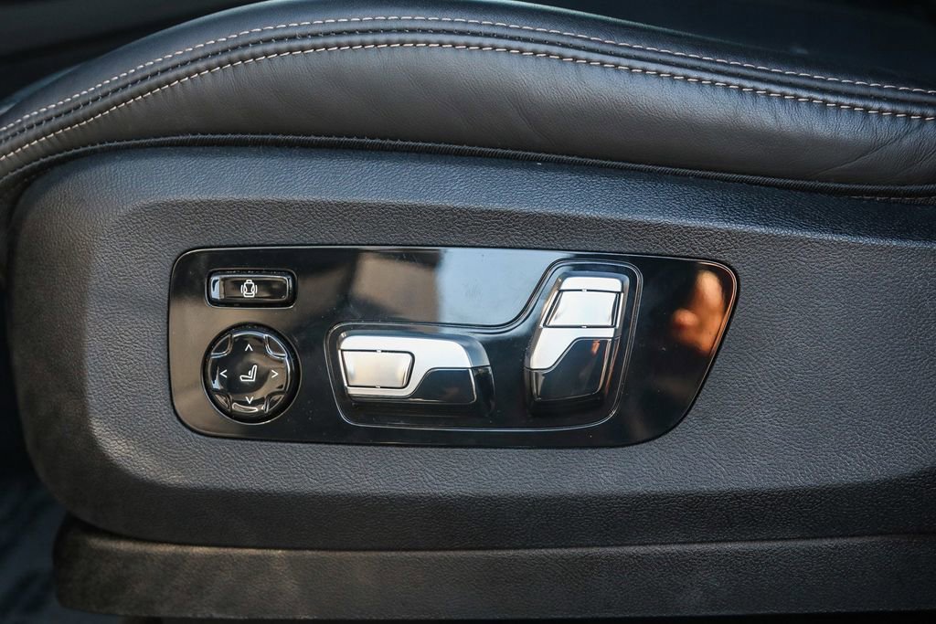 Used 2025 BMW X5 M60i image 22