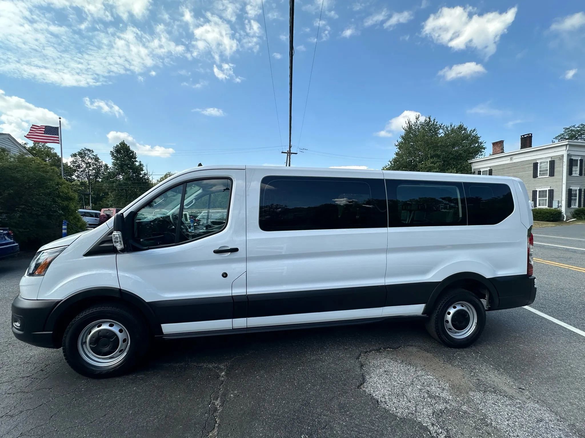 Used 2023 Ford Transit 350 XL image 8