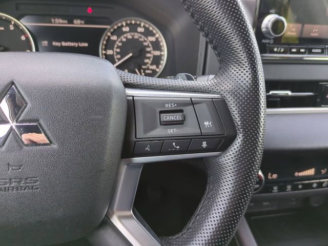 Used 2022 Mitsubishi Outlander SE FWD image 27