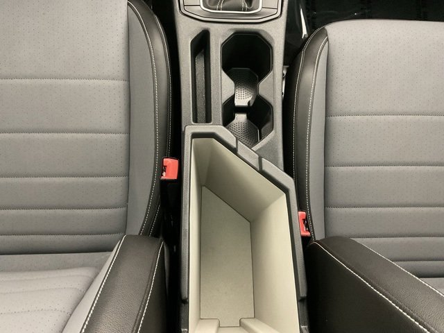 Used 2025 Volkswagen Jetta SE image 20