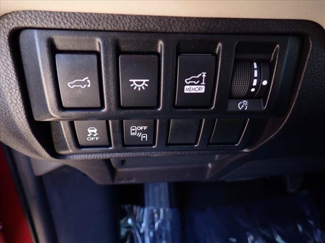 Used 2020 Subaru Ascent Limited w/ Technology Package AWD/4WD image 18