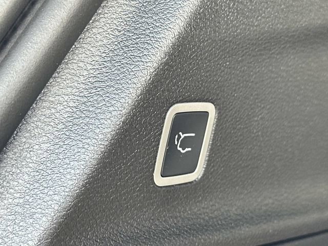 New 2026 Chrysler Pacifica Select image 12