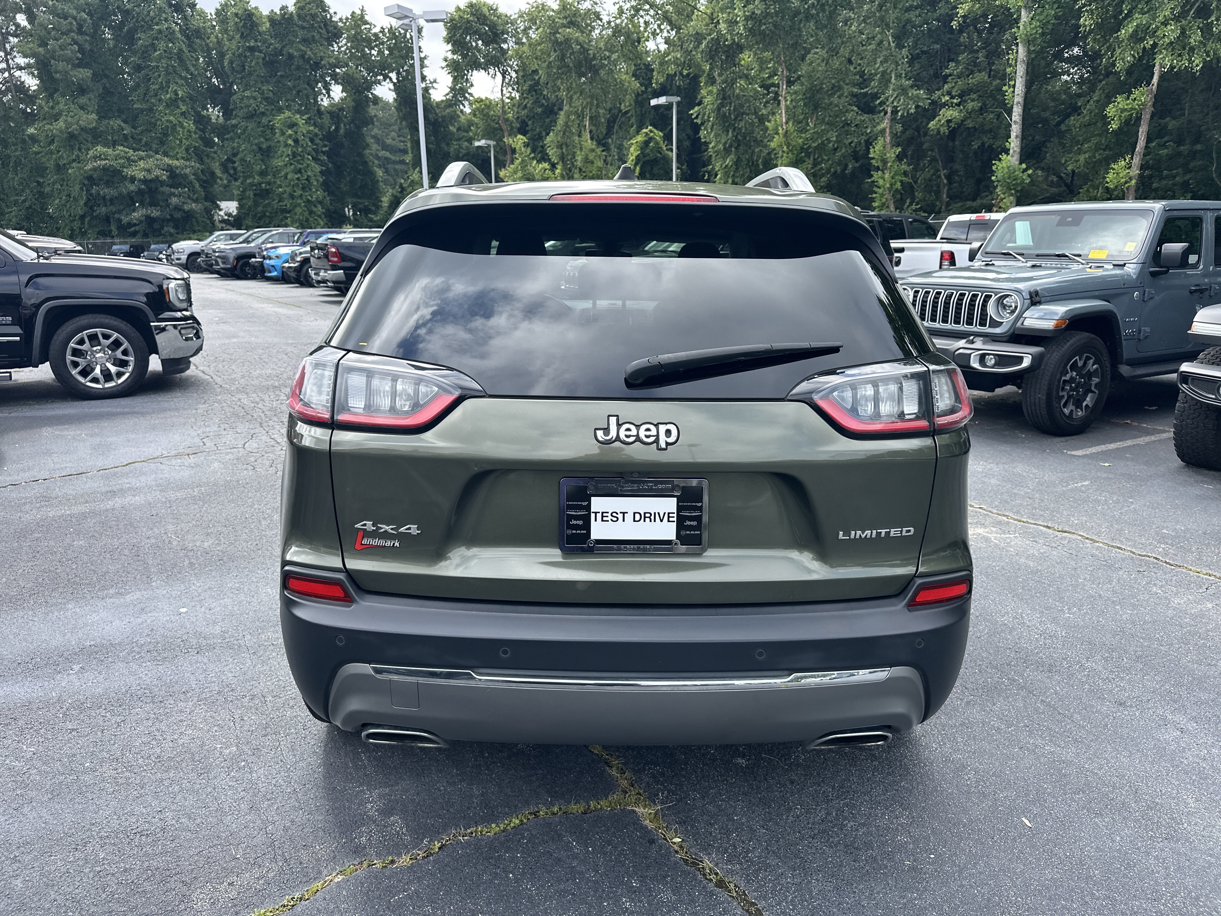 Used 2020 Jeep Cherokee Limited AWD/4WD image 8