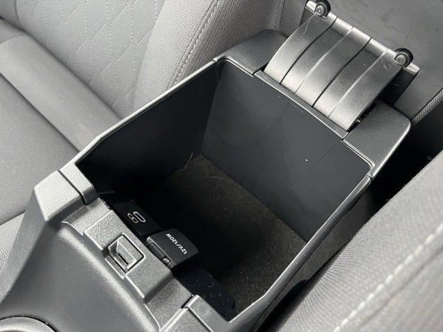 Used 2024 Toyota Corolla LE image 24