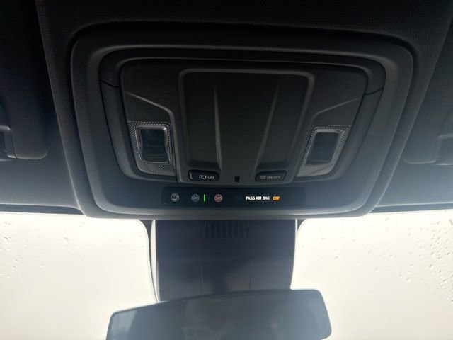 Used 2025 Chevrolet Silverado 1500 LT image 19