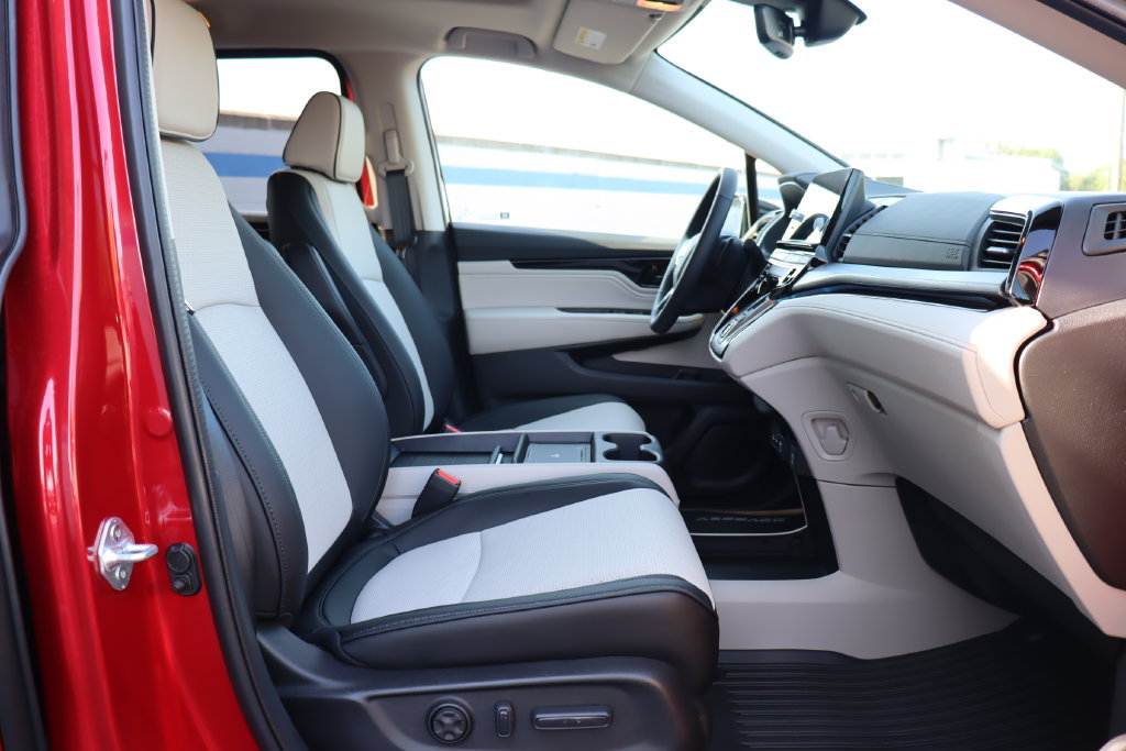 New 2027 Honda Odyssey Elite image 22