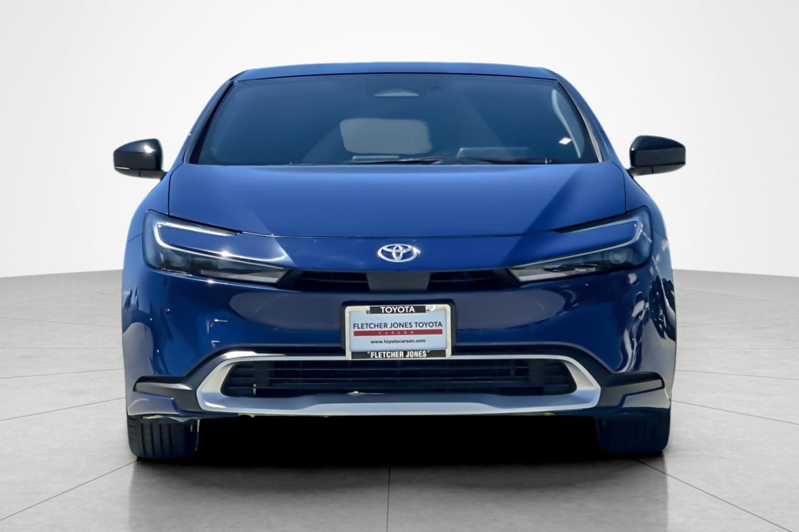 Certified 2025 Toyota Prius Plug-In Hybrid FWD image 8