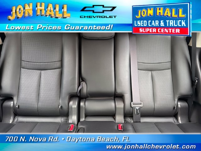 Used 2018 Nissan Rogue SL w/ Premium Package FWD image 17
