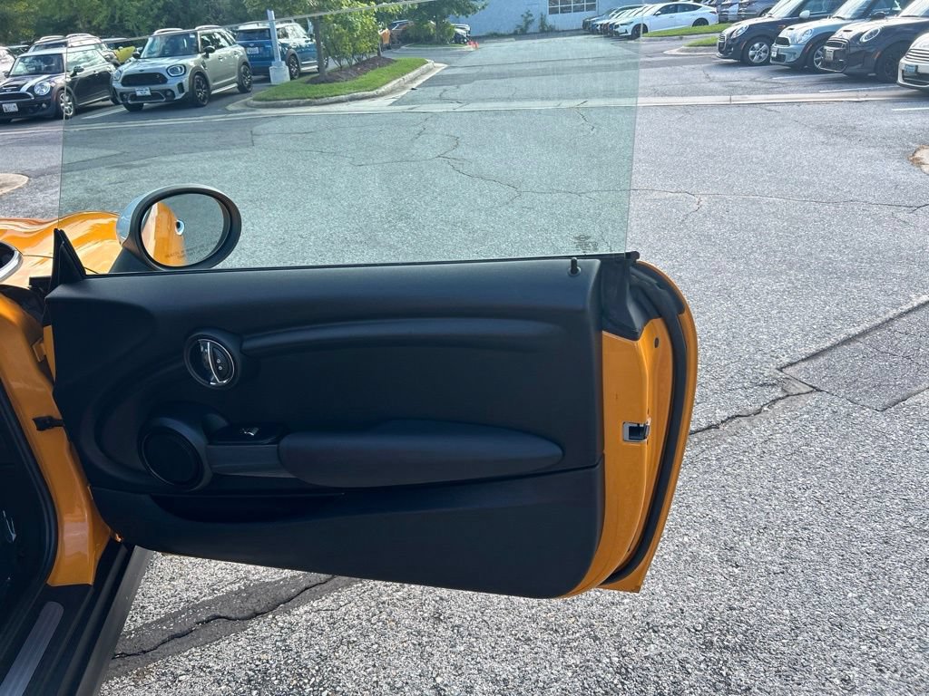 Used 2016 MINI Cooper 2-Door Hardtop FWD image 39