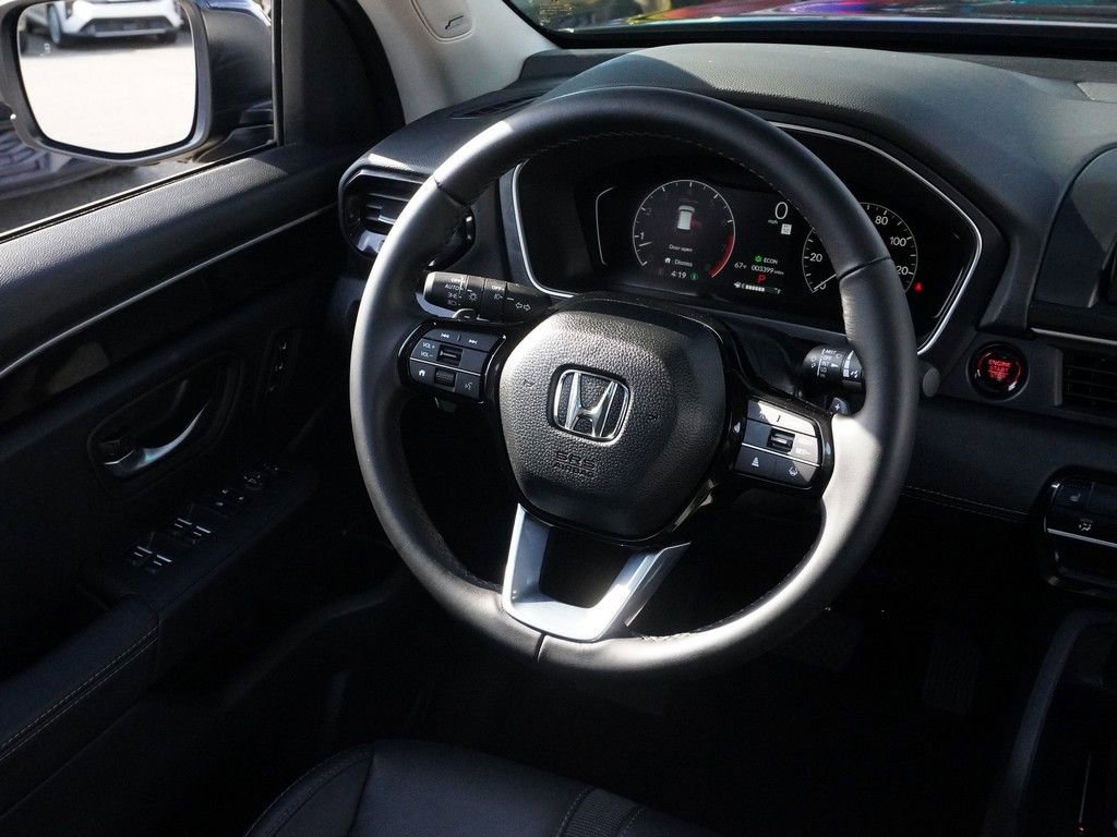 Used 2025 Honda Pilot Touring image 35