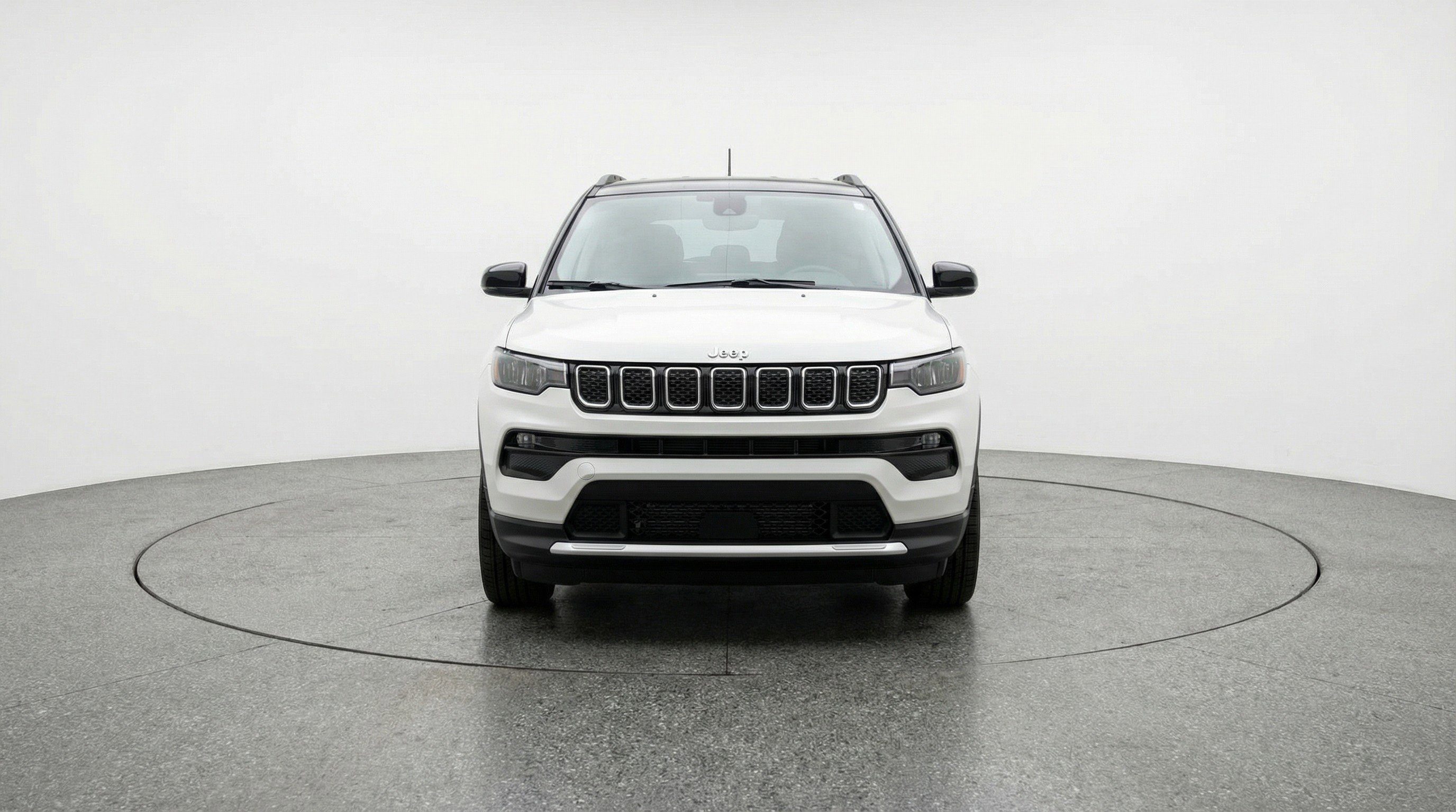Used 2025 Jeep Compass Limited AWD/4WD image 2