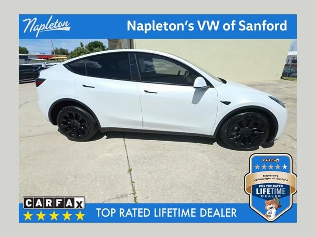 Used 2023 Tesla Model Y Long Range AWD/4WD image 1