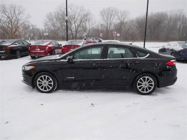 Used 2017 Ford Fusion S image 4