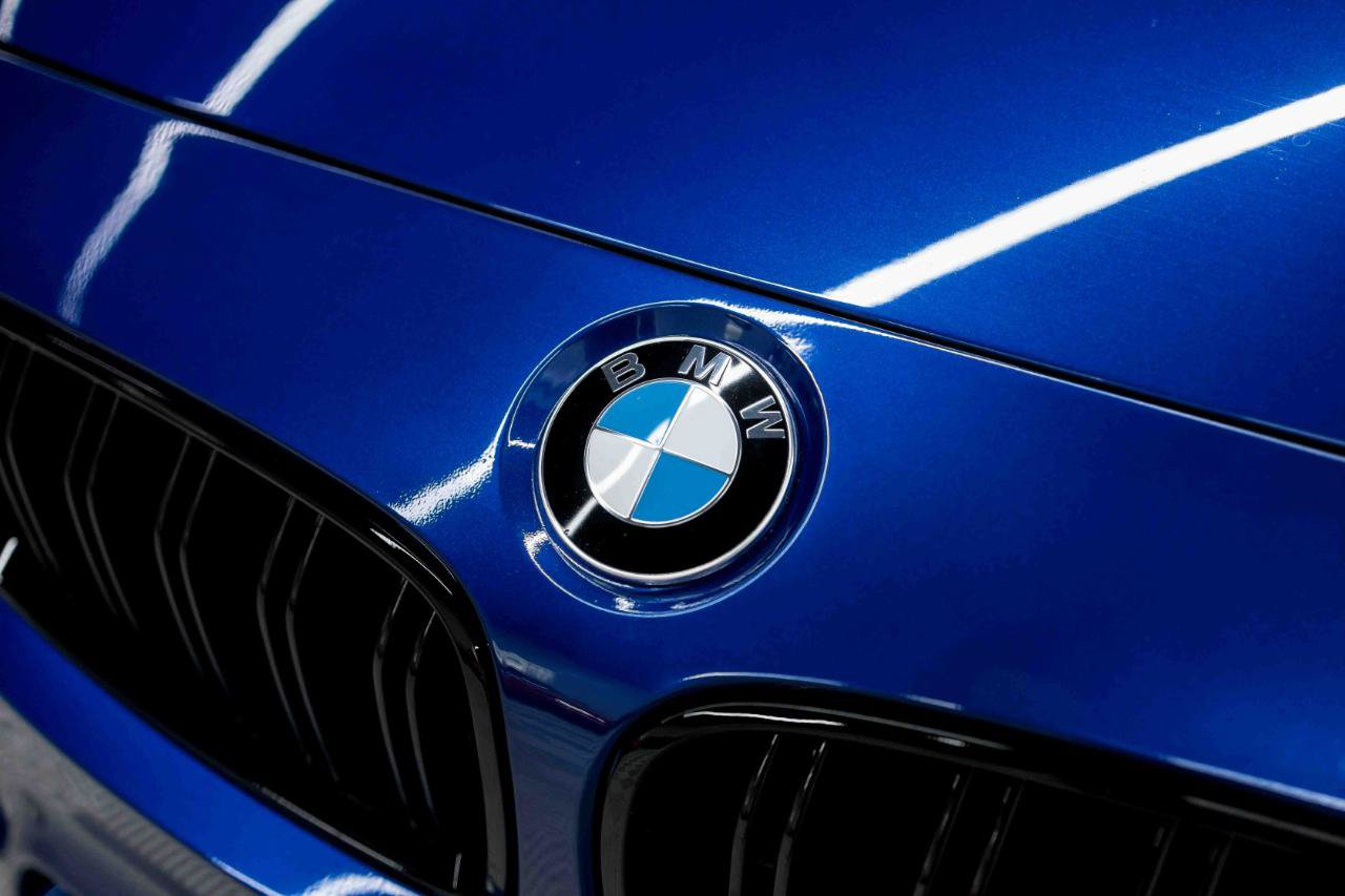 Used 2020 BMW M4 Convertible w/ Competition Package RWD image 14