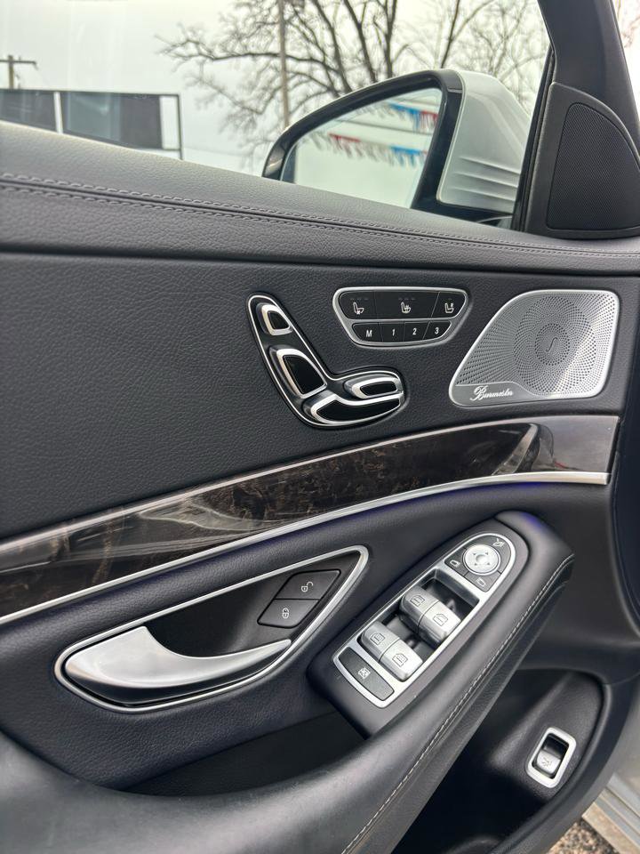 Used 2018 Mercedes-Benz S 560 4MATIC Sedan image 8
