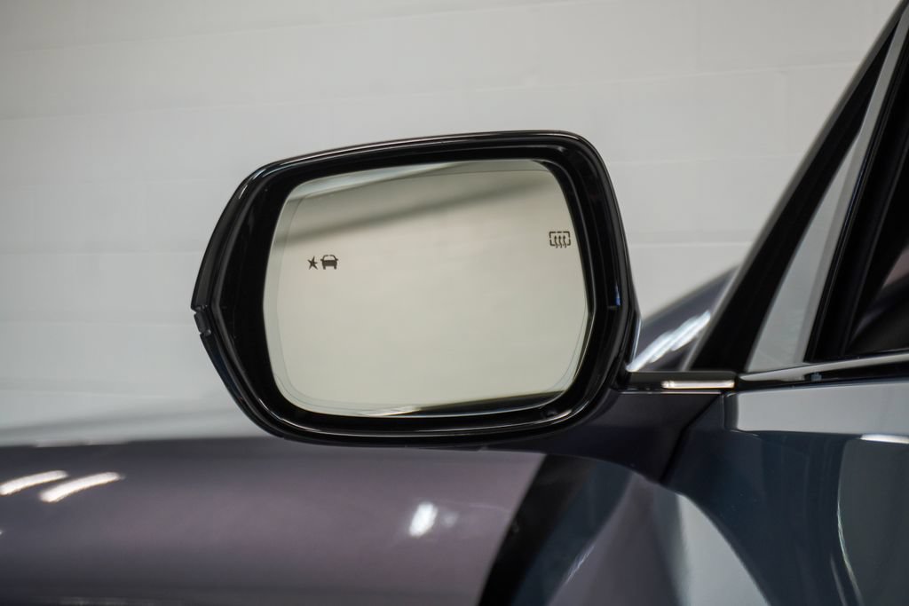 Used 2024 Cadillac Lyriq Sport AWD/4WD image 41