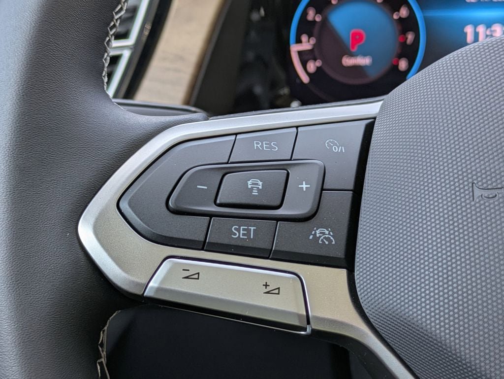 New 2026 Volkswagen Atlas SE FWD image 34