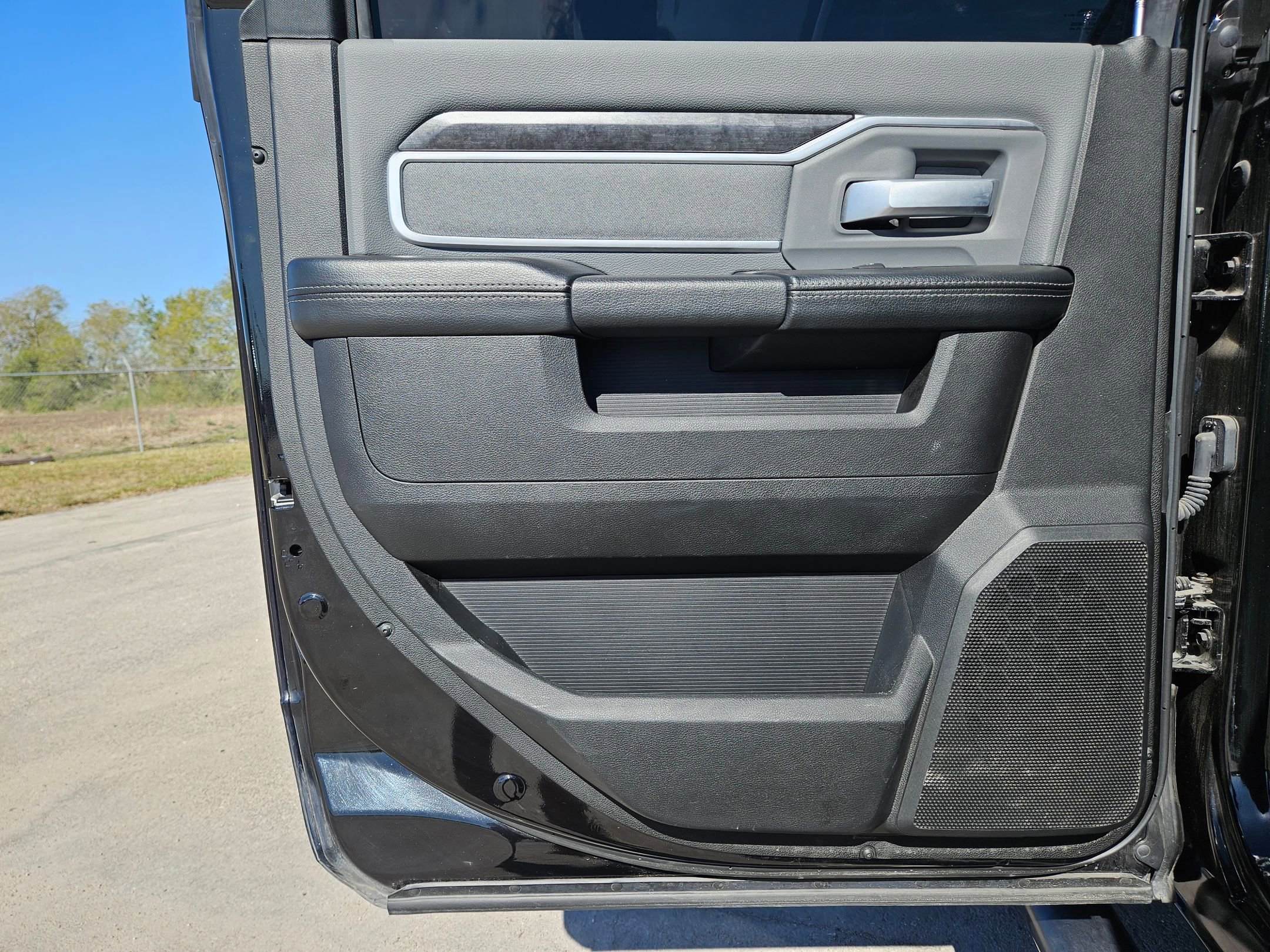 Certified 2021 RAM 2500 Big Horn w/ Level 1 Equipment Group image 15