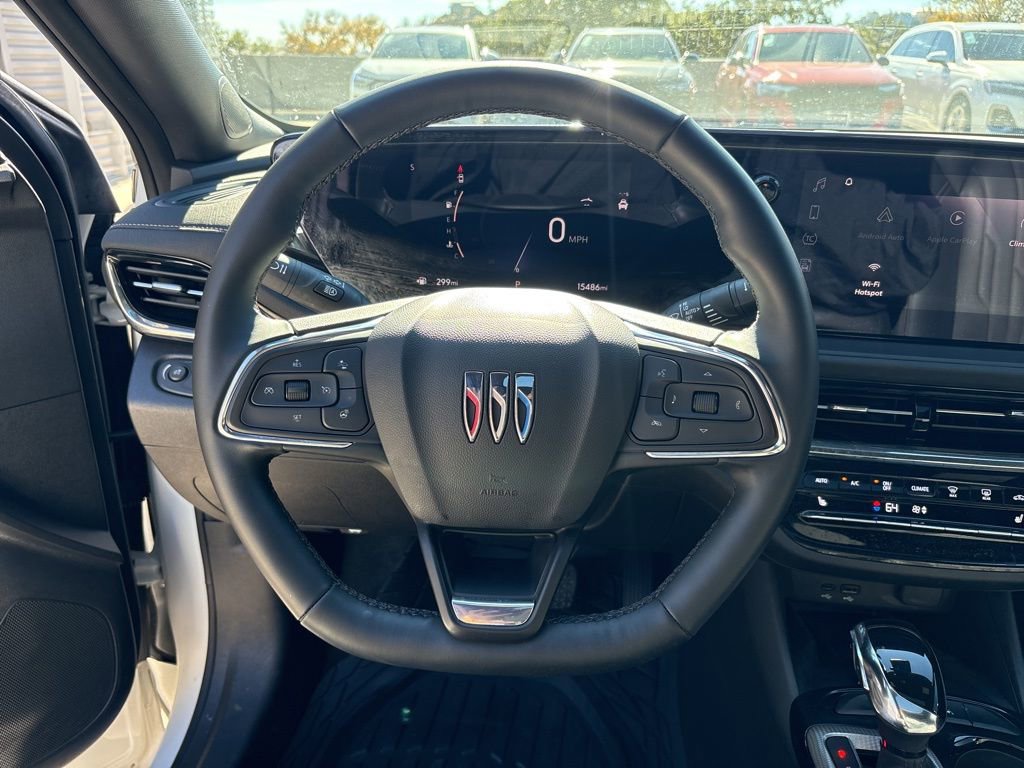 Used 2025 Buick Envista Avenir image 21