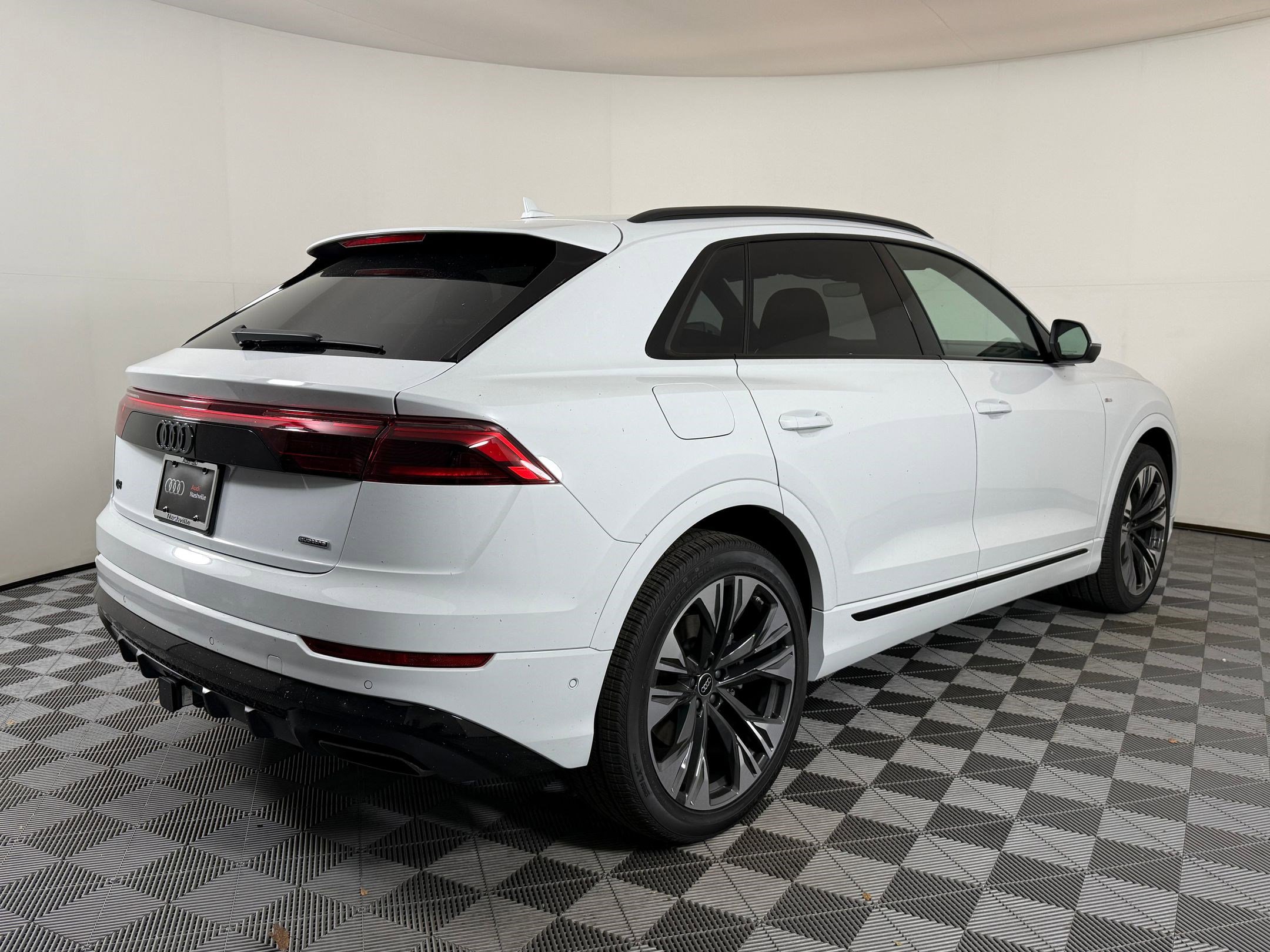 New 2026 Audi Q8 Premium Plus image 8