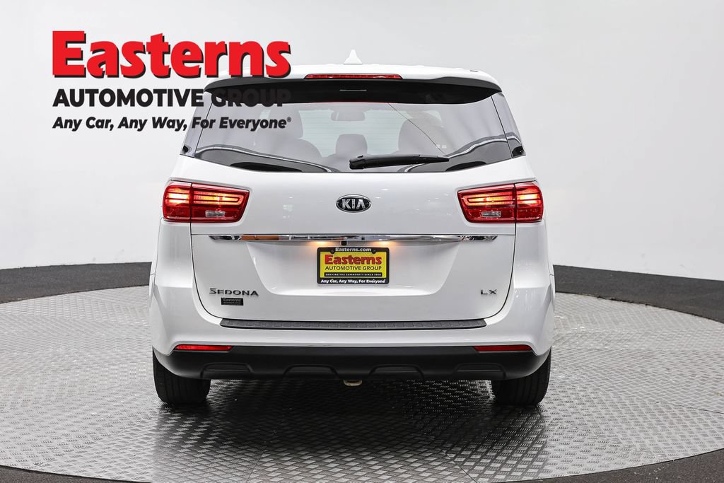 Used 2020 Kia Sedona LX FWD image 6