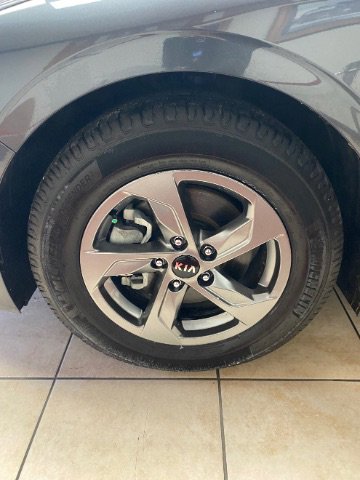 Used 2021 Kia K5 LXS FWD image 28