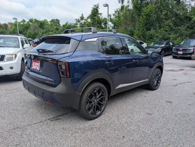 New 2026 Nissan Kicks SR w/ Cold Weather Package AWD/4WD image 2