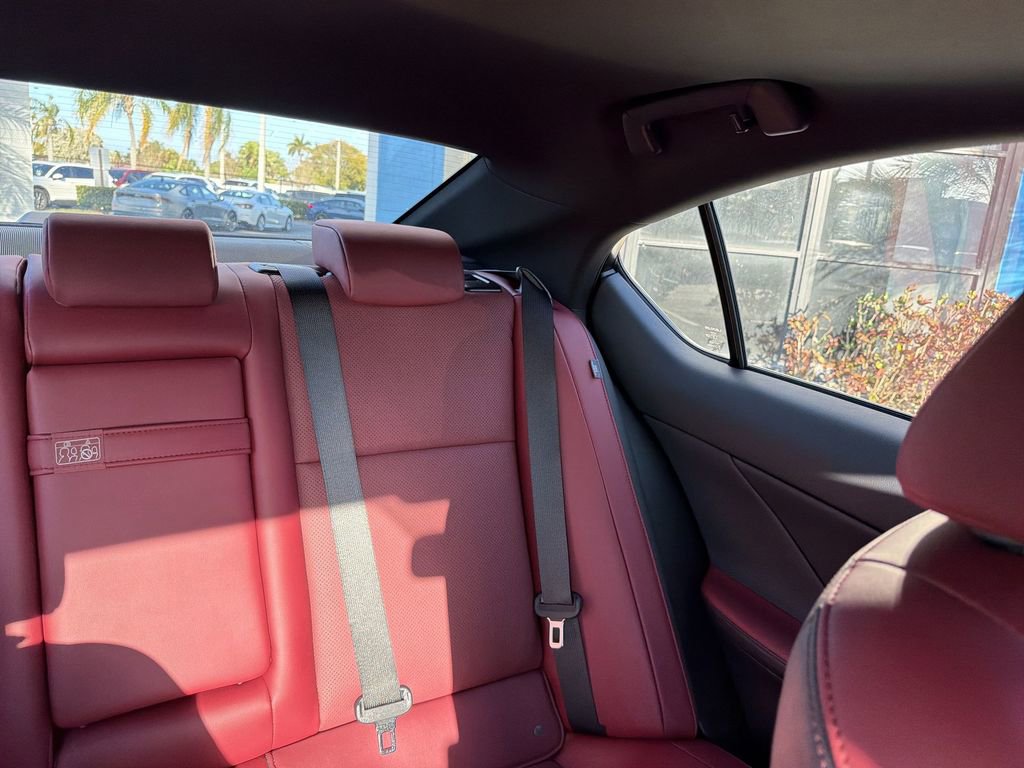 Used 2025 Lexus IS 350 F Sport image 15