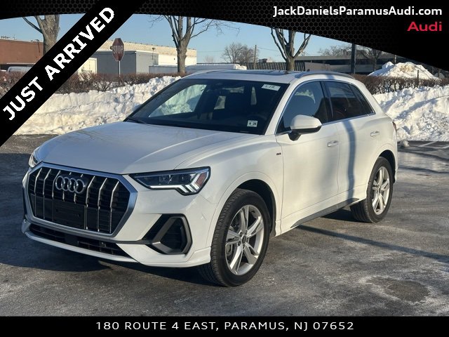 Used 2023 Audi Q3 2.0T Premium Plus w/ Premium Plus Package image 1