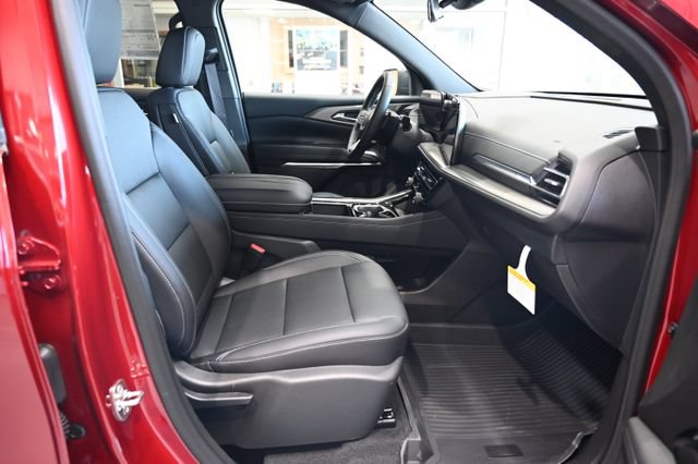 New 2026 Chevrolet Traverse LT w/ Midnight/Sport Edition FWD image 10