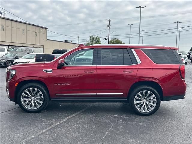 Used 2021 GMC Yukon Denali w/ Denali Premium Package RWD image 7